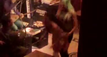 truyện sex 21+ Bố đụ con gái. clip thu dam